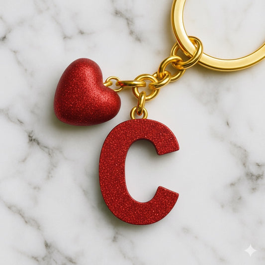 C Harfi Reçine Anahtarlık – Renkli Kalp Detaylı – Kişiye Özel El Yapımı Harf Anahtarlık