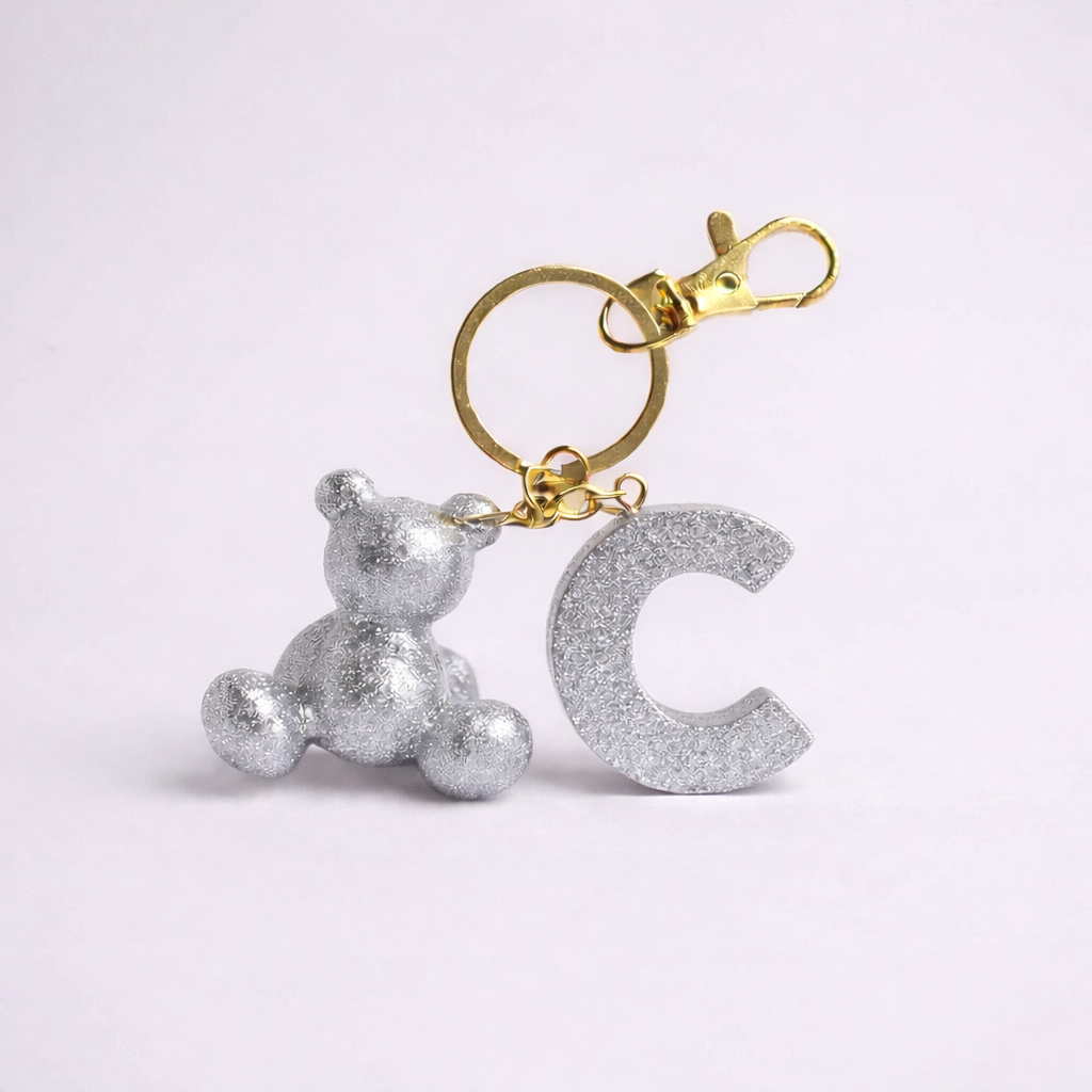 C Harfi Reçine Ayıcık Anahtarlık