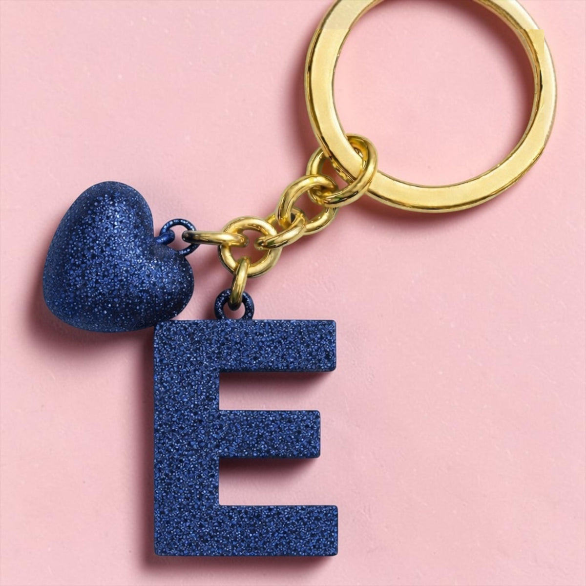 E letter handmade resin heart keychain, product view 2