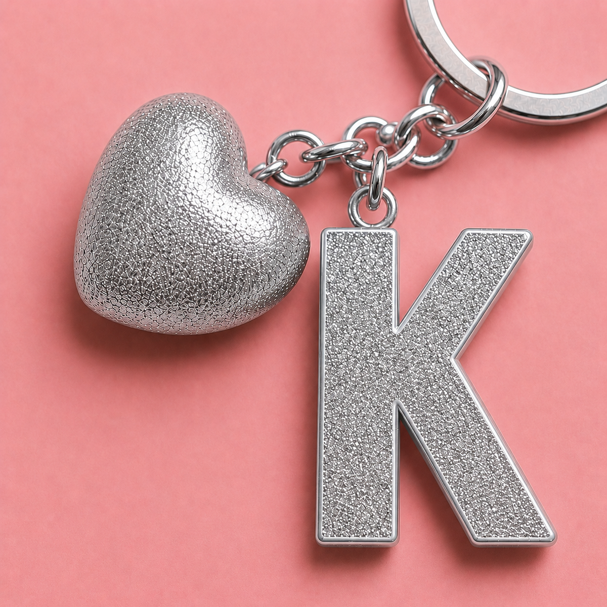 K letter handmade resin heart keychain, product view 3