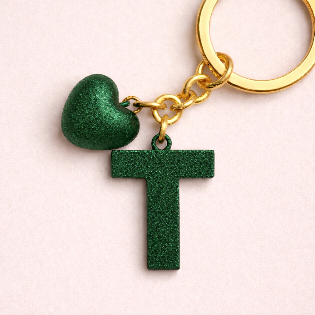 T letter handmade resin heart keychain, product view 5